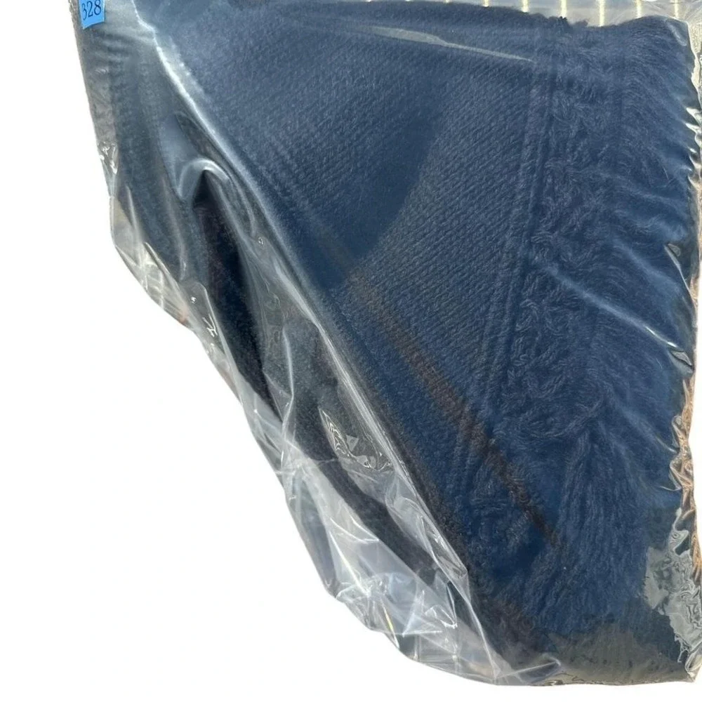 Liz Claiborne Black‎ Fringe Shawl